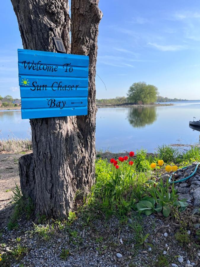 Sun Chaser Bay Carrying Place Exteriör bild